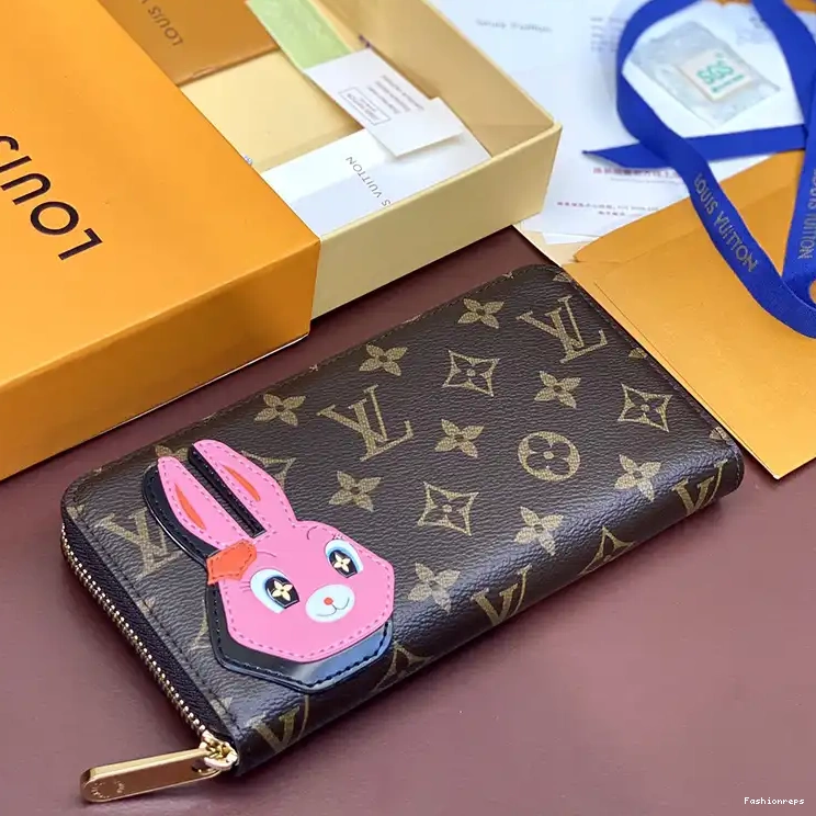 Fashionrepsfam ru 2407YZ0093 LV Bags 0712